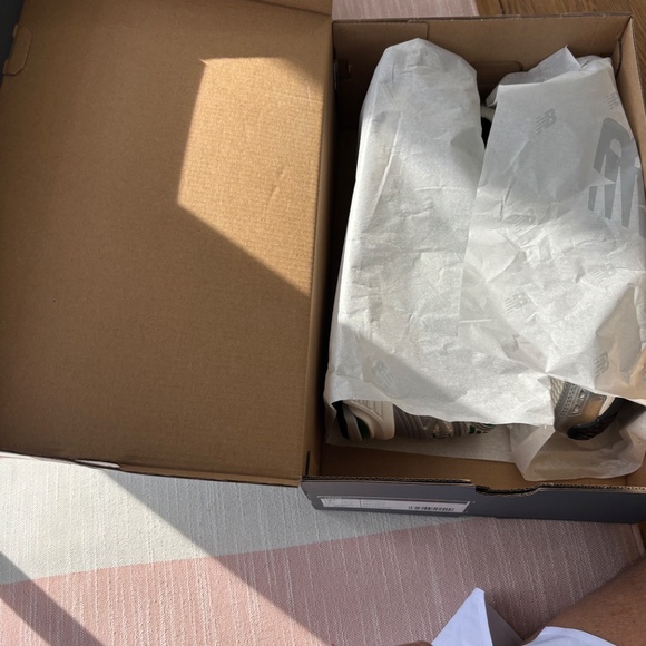 New Balance Mens 1906R White/Green - Picture 2 of 10